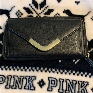 Clutch purse